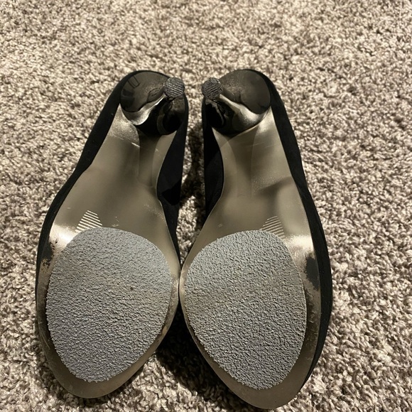 Steve Madden Black Suede Caryssa Heels - Picture 5 of 7